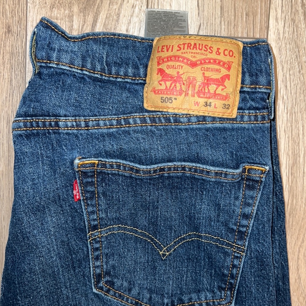Levi’s 505 jeans in new condition. Washed but never worn. See tags for condition